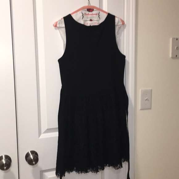 Black Francesca’s collections dress - Picture 3 of 5